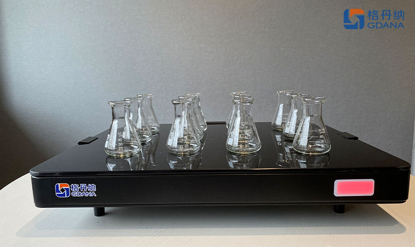 實(shí)驗(yàn)電熱板