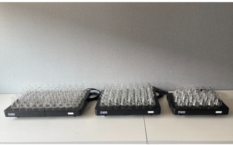 實(shí)驗(yàn)電熱板